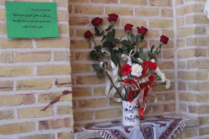 جشنواره خیرین مدرسه ساز در مدرسه مهر ایران زمین برگزار شد