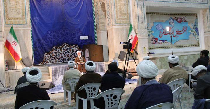 گردهمایی فعالان قرآنی میبد