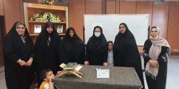 کارگاه «خانواده، صمیمیت ، زندگی» در کتابخانه مرکزی میبد