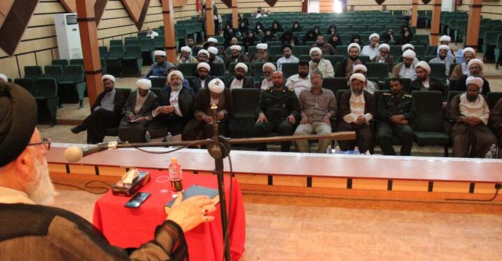 مجمع گفتمان ولایت در دانشگاه آزاد اسلامی میبد