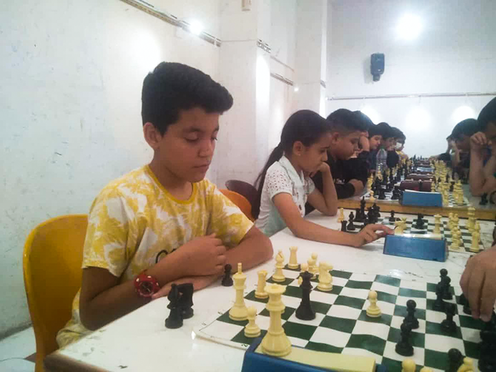 مسابقات شطرنج هفتگی به مناسبت هفته دولت در میبد برگزار شد