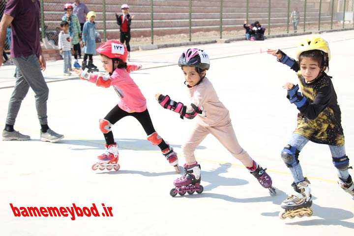 مسابقات اسکیت سرعت ویژه دختران در میبد
