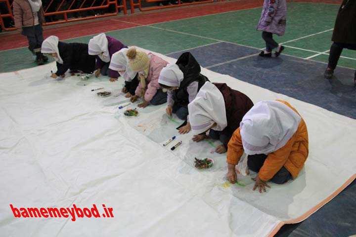 اجرای جشنواره تفریحی ورزشی کودکان شاد در میبد