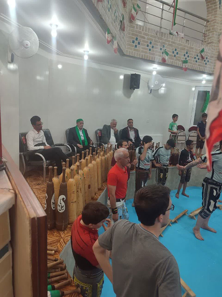 برگزاری ورزش باستانی در زورخانه شهدای شهیدیه
