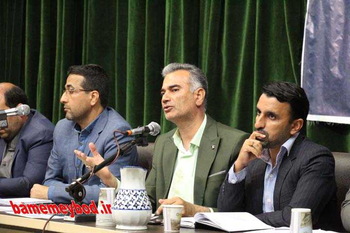 نشست خبری شهرداری میبد