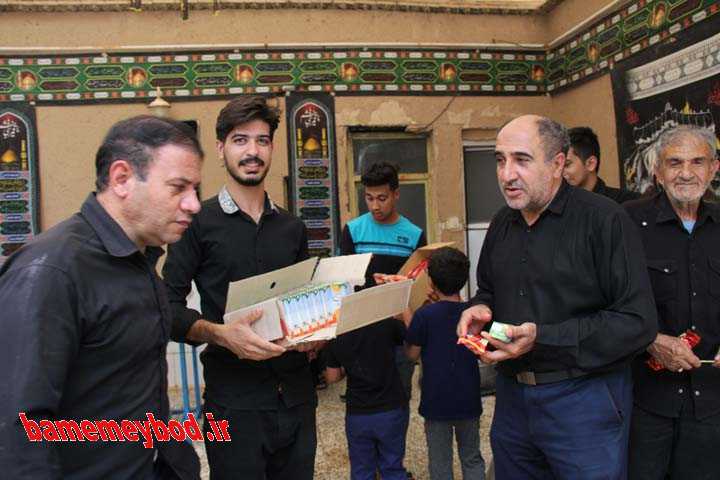 آیین پخت غذای ظهر عاشورا در خانه حاجی رضا علیزاده