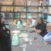 نشست صمیمانه زیلوبافان و علاقه مندان هنر زیلوبافی در کتابخانه مرکزی میبد