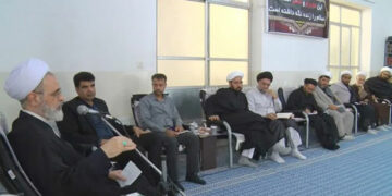 دیدار امام جمعه میبد با خواهران و برادران حوزه‌های علمیه فعال در طرح امین در آموزش‌وپرورش
