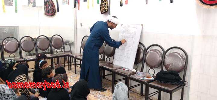 راه اندازی غرفه توانمند سازی کودکان و نوجوانان در امامزاده سید صدرالدین قنبر میبد