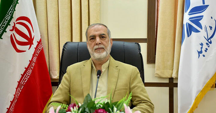 «دکتر شهاب‌الدین وحیدی مهرجردی» عضو هیأت علمی گروه فلسفه و حکمت اسلامی دانشگاه میبد