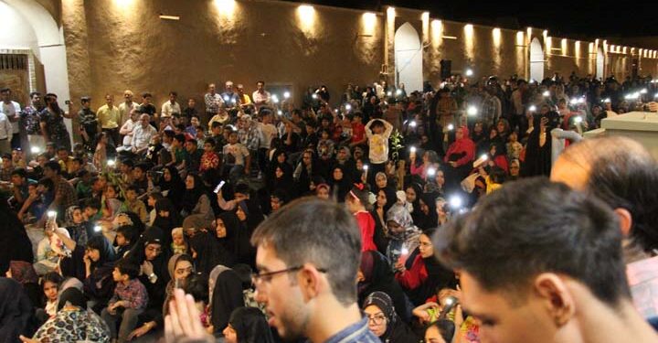 جشن مراسم عید بندگی و جشن سلامت در گذر تاریخی شاه جهان آباد میبد