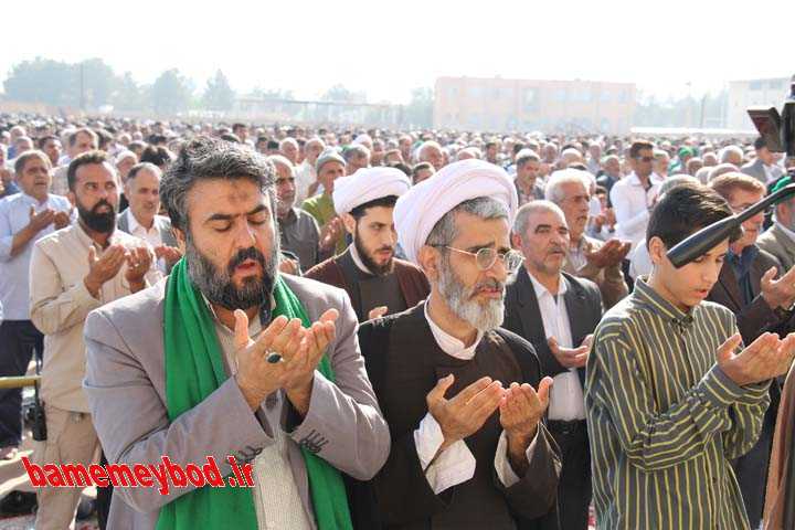 نماز عید سعید فطر در میبد
