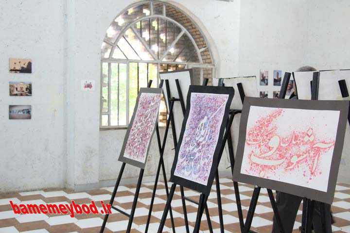 نمایشگاه آثار هنرآموزان هنرستان دخترانه هنرهای زیبای میبد