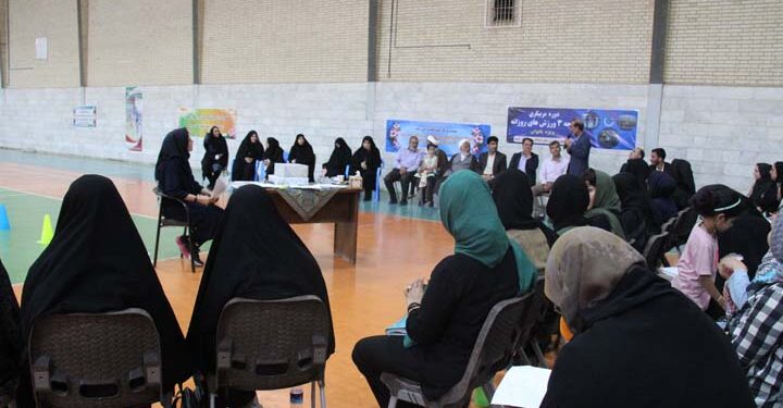 برگزاری اولین دوره مربیگری ورزشهای روزانه در میبد