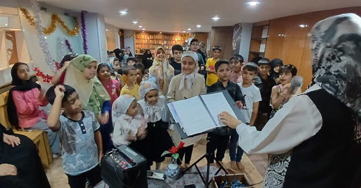 جشن شکوفه های رضوی در کتابخانه امام رضا (ع) و مجتمع فرهنگی وحید میبد