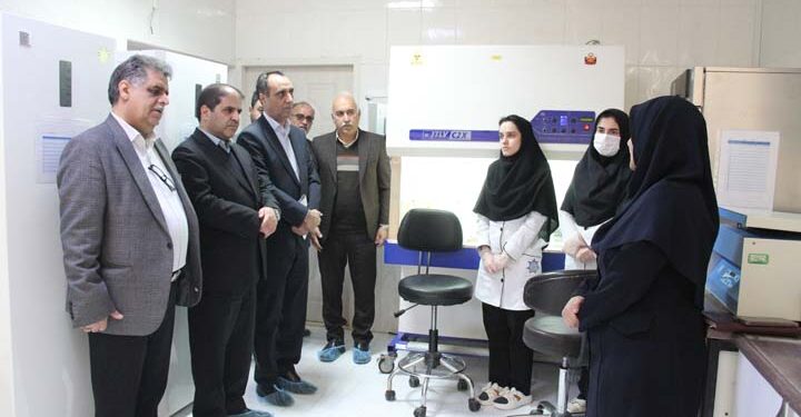 بازدید بازدید معاون سیاسی، امنیتی و اجتماعی استاندار و شورای اداری شهرستان از مرکز تحقیقات ژنتیک میبد