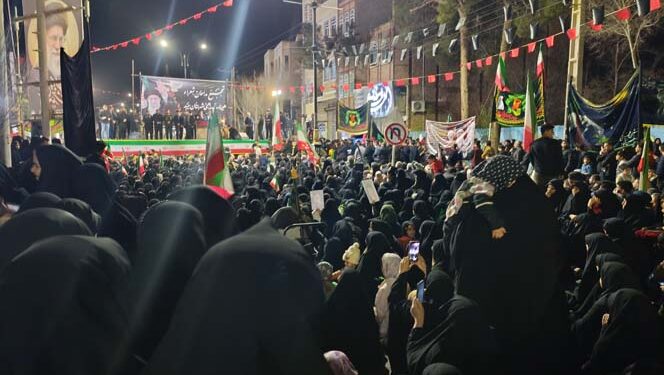 تـجـمـع بــزرگ هـیـآت مــذهــبـی مداحـان و شعـرای شهرستـان میبد به‌ مناسبت شهادت رهبر جهان ‏اسلام