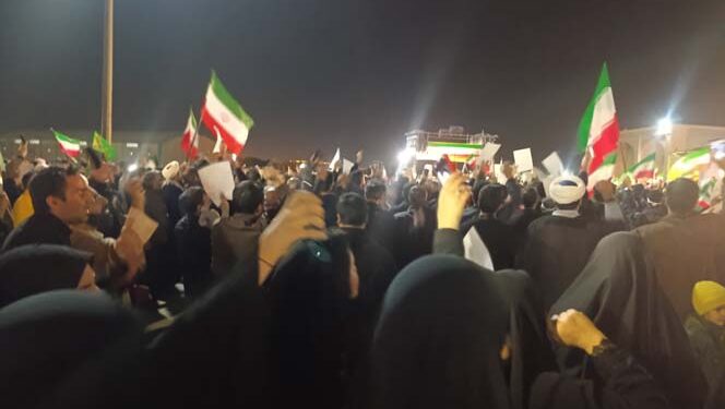 بیعت مردم ولایتمدار میبد با سومین رهبر نظام مقدس جمهوری اسلامی ایران
