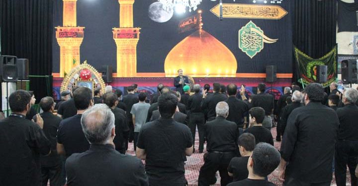 کوچُک عزاداری محرم در حسینیه دوازده امام محله کوچُک میبد 